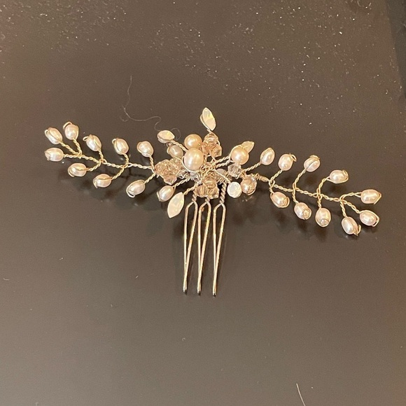 Custom Mackenzie headpiece- pristine